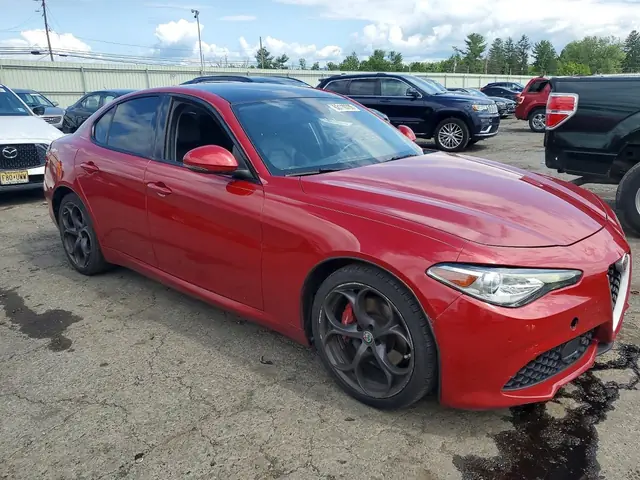 Alfa Romeo Giulia